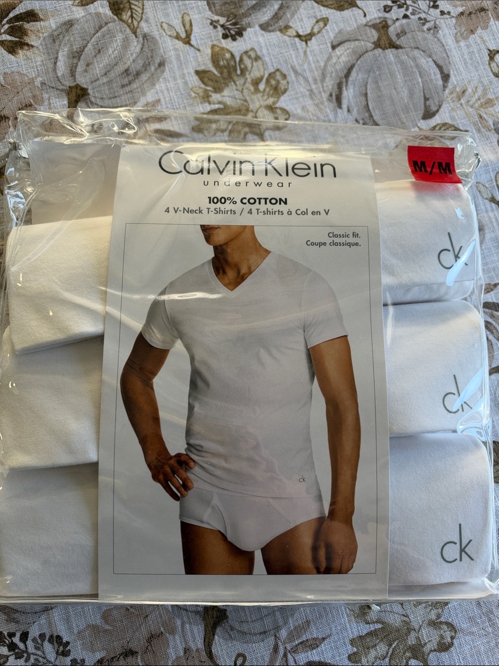 Calvin Klein Menโs White V-Neck Cotton T-Shirt 3-Pack